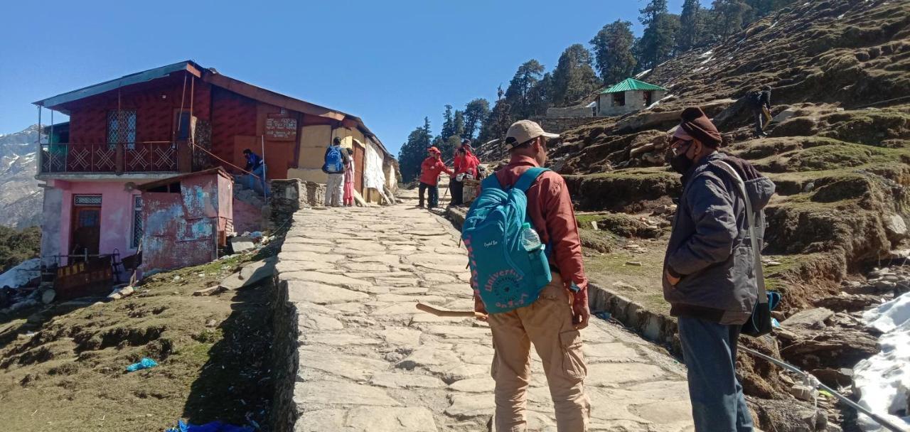 Chandarshila Hike Homestay Ukhimath Dış mekan fotoğraf